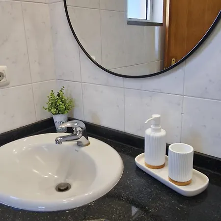 Appartement In Funchal- Alto Da Pena *