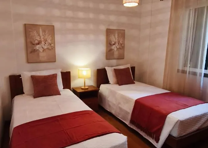 In Funchal- Alto Da Pena Apartment